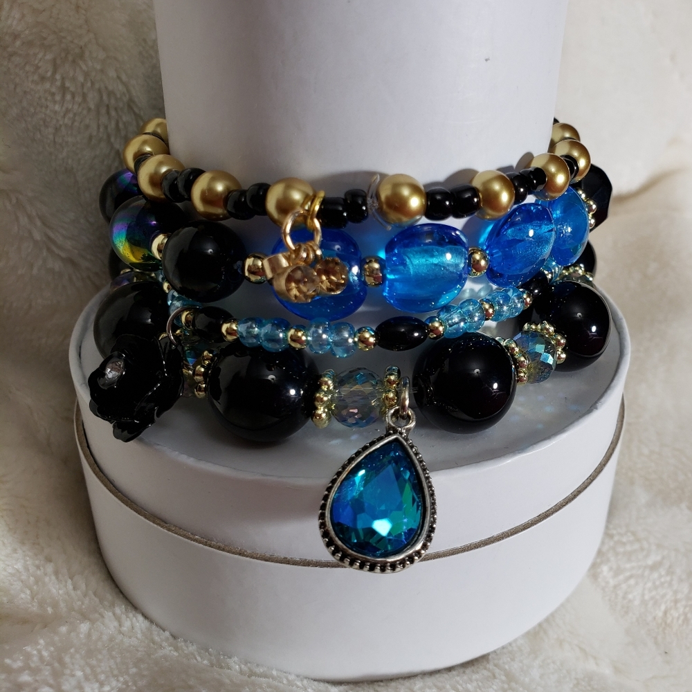 Women's bracelet